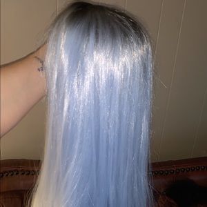 Lace front never been worn wig 28 inches